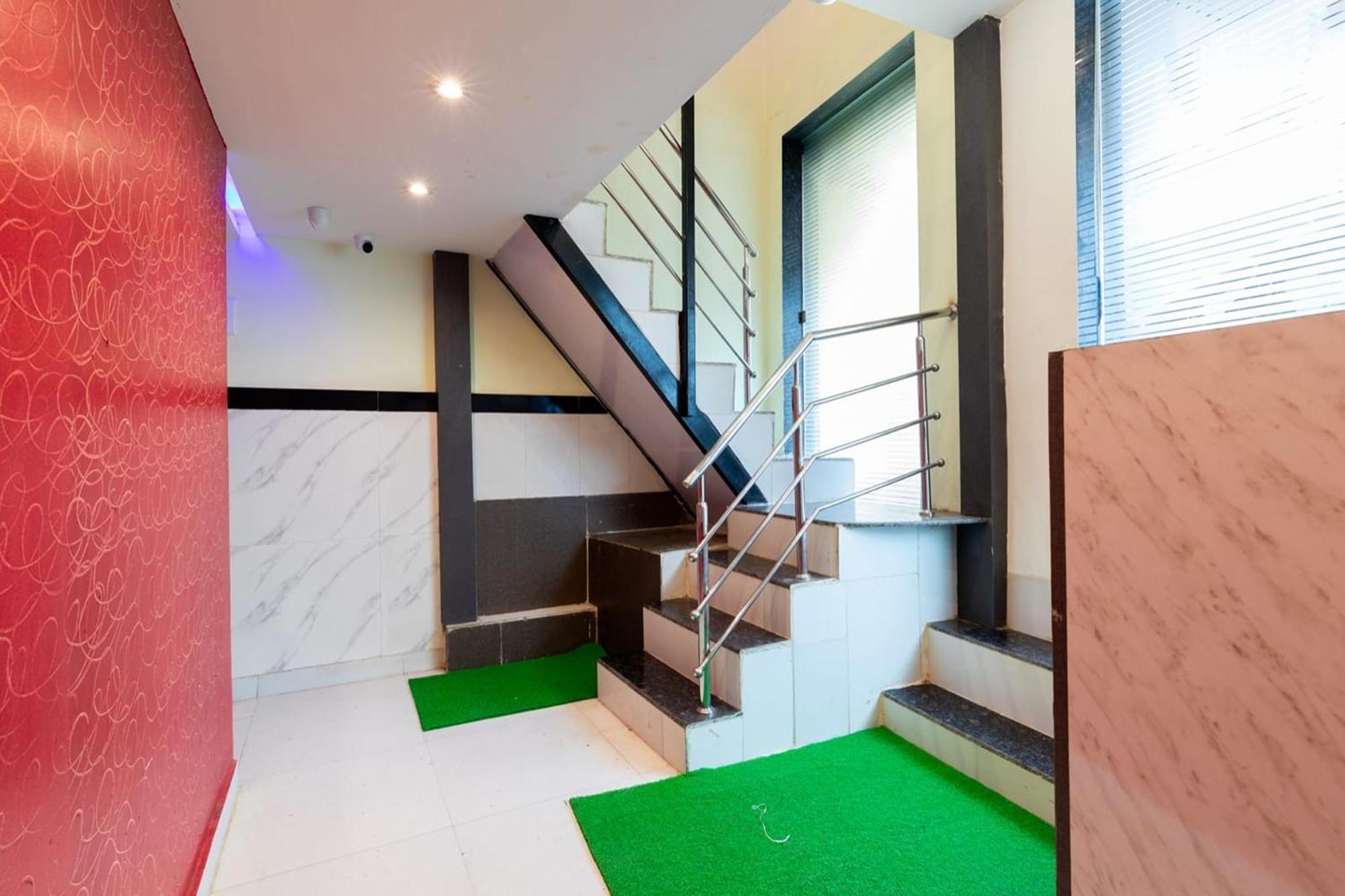 מומביי Hotel Shera Residency מראה חיצוני תמונה