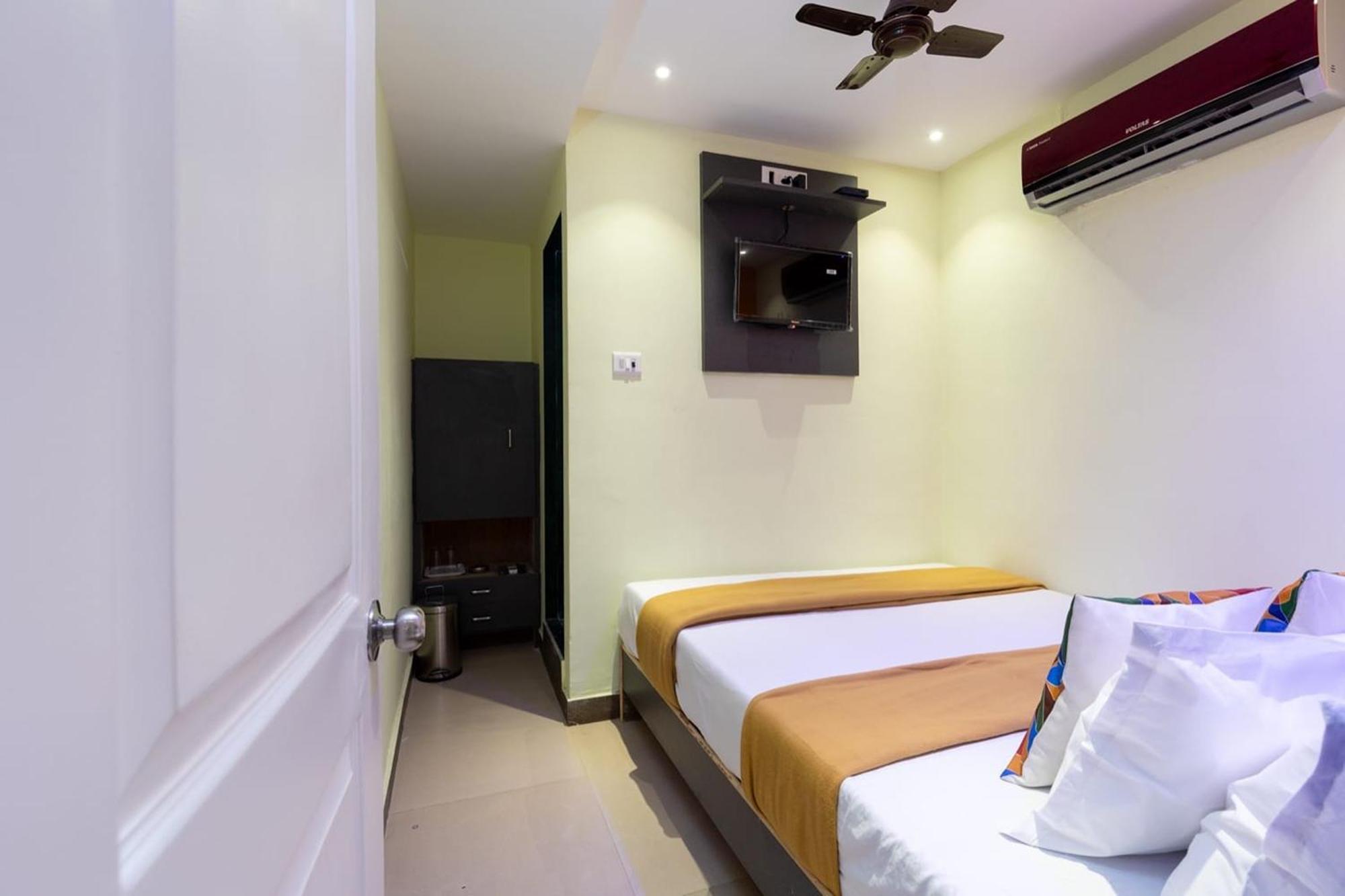 מומביי Hotel Shera Residency מראה חיצוני תמונה